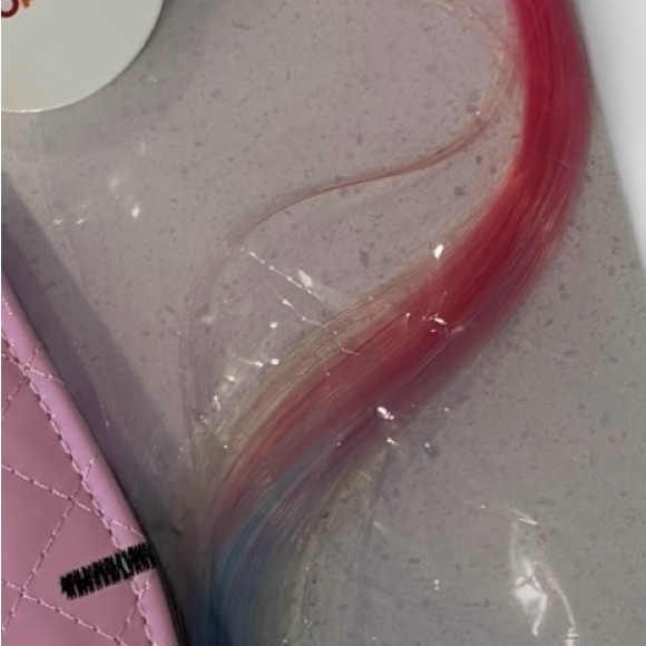 Hello Kitty Pink Quilted Crossbody Bag and Accessories NWOT - Picture 5 of 5